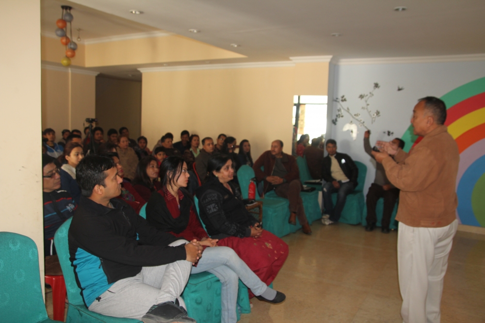 Mr. Jit Bahadur Rai explaining to the participants